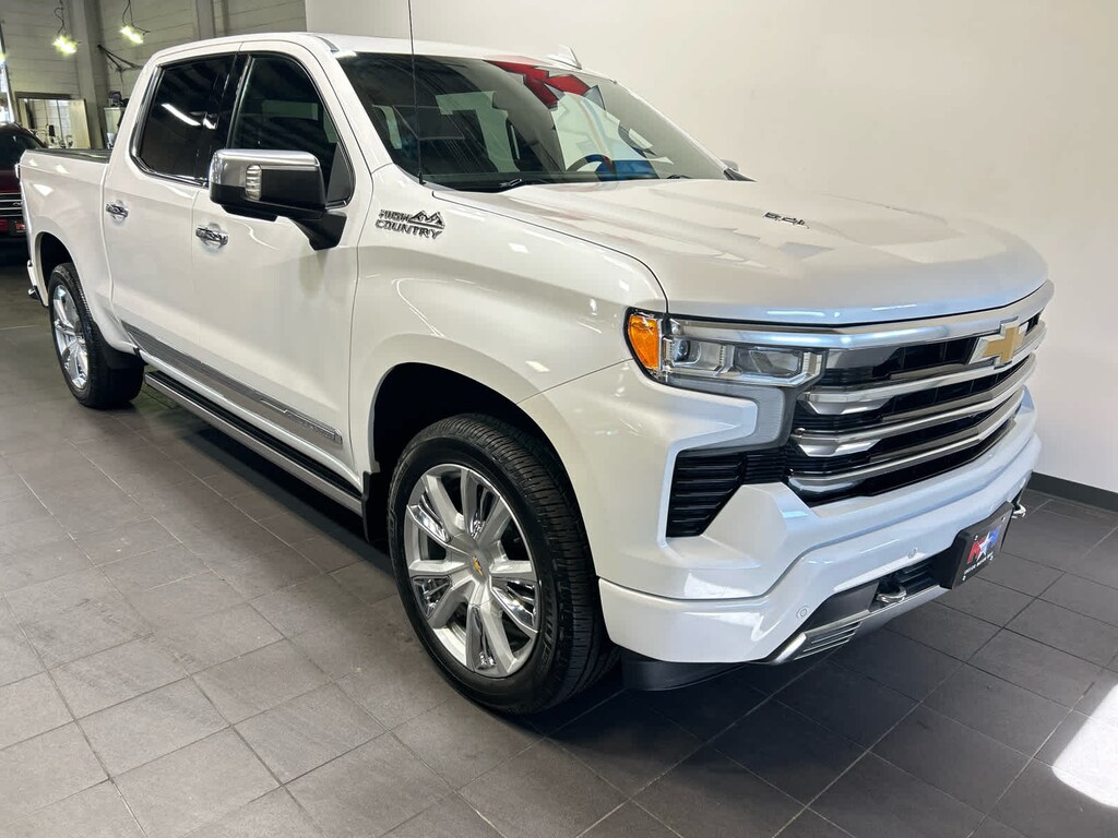 Used 2023 Chevrolet Silverado 1500 High Country 4WD Crew Cab 147 4WD Crew Cab 147