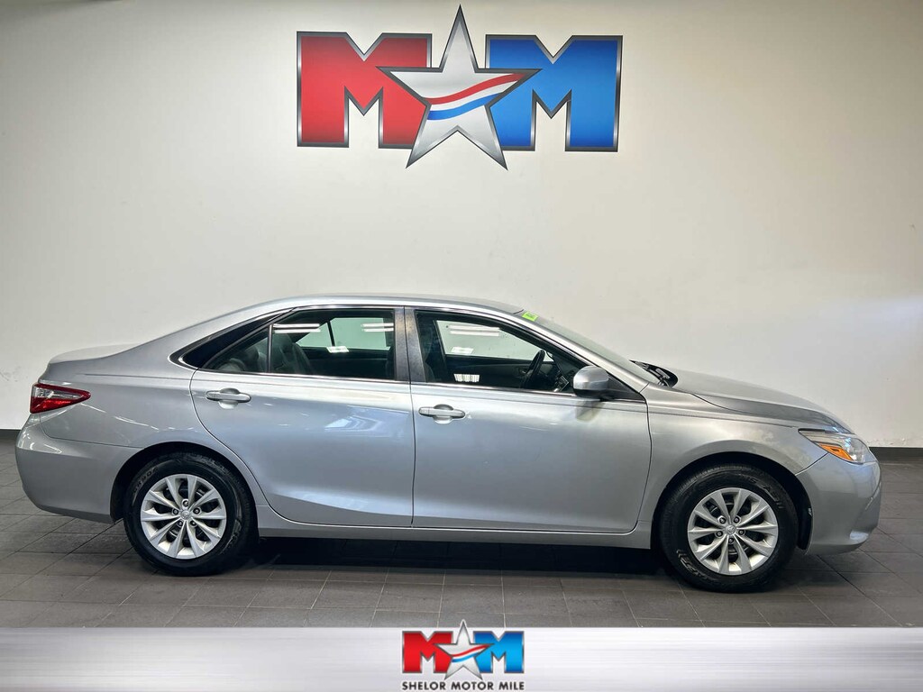 Used 2017 Toyota Camry LE Auto (Natl)