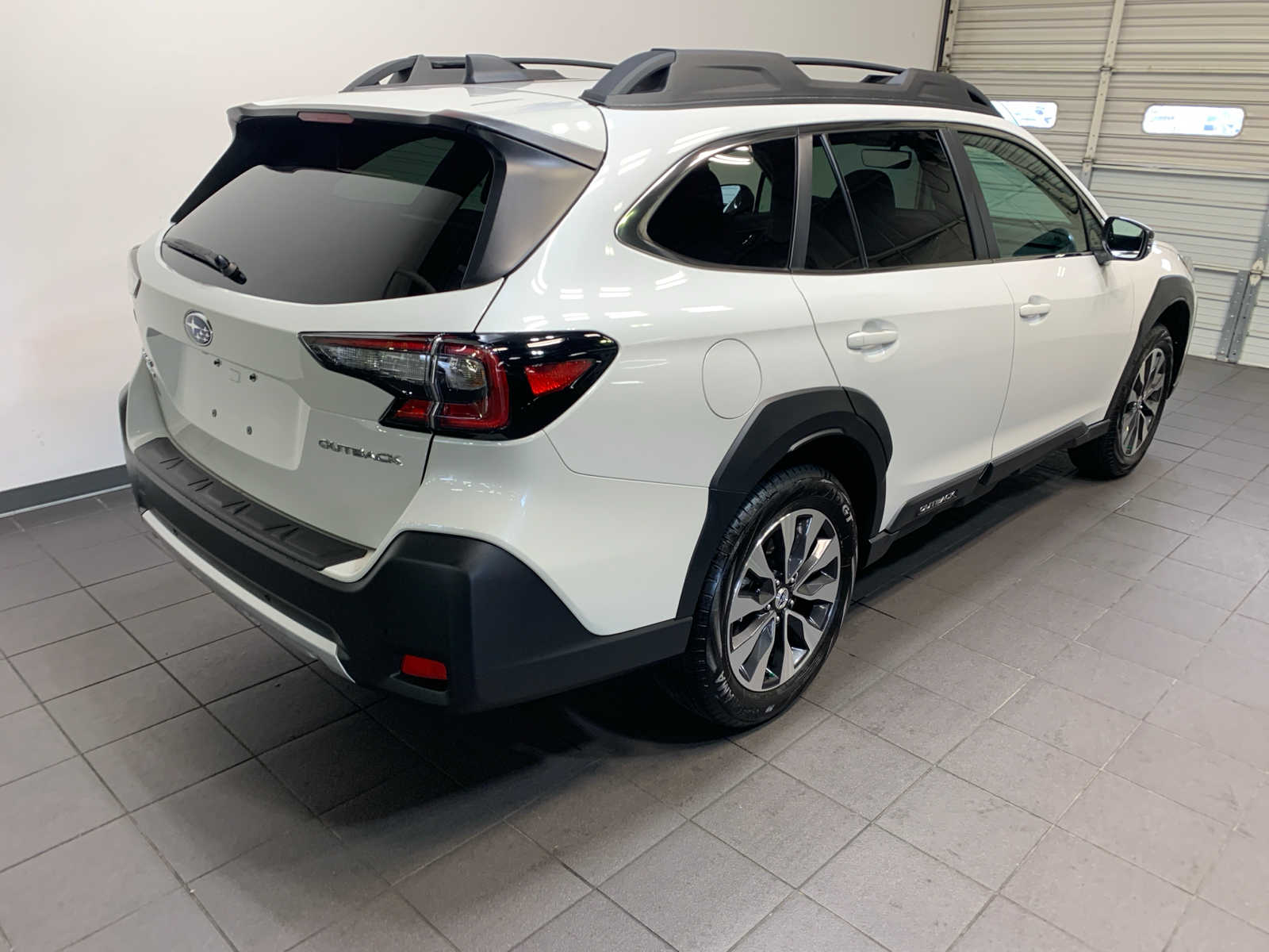 2025 Subaru Outback Limited photo 3