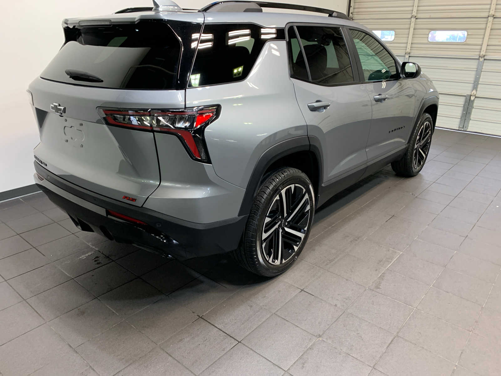 2026 Chevrolet Equinox RS photo 3