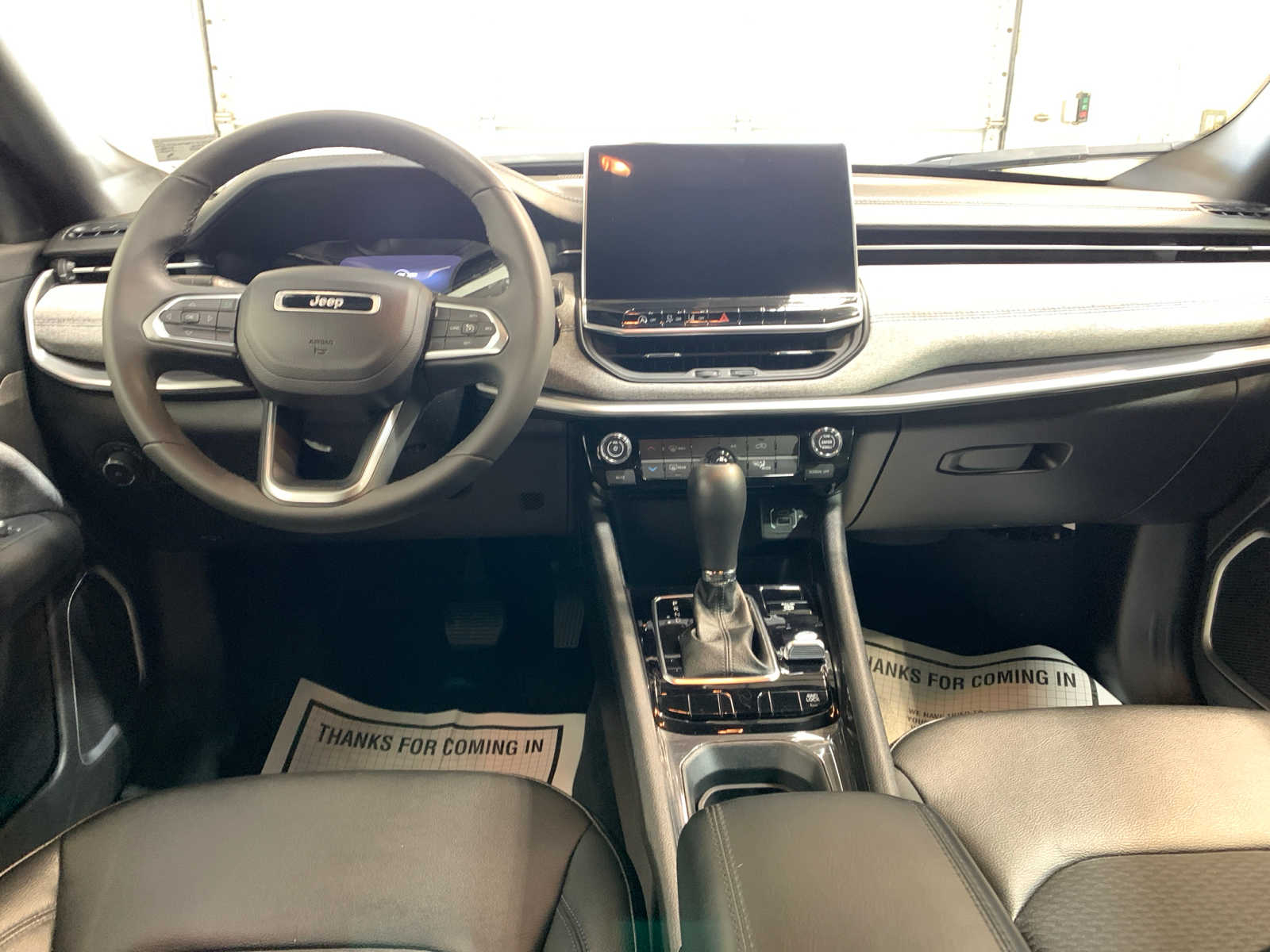 2024 Jeep Compass Latitude photo 4