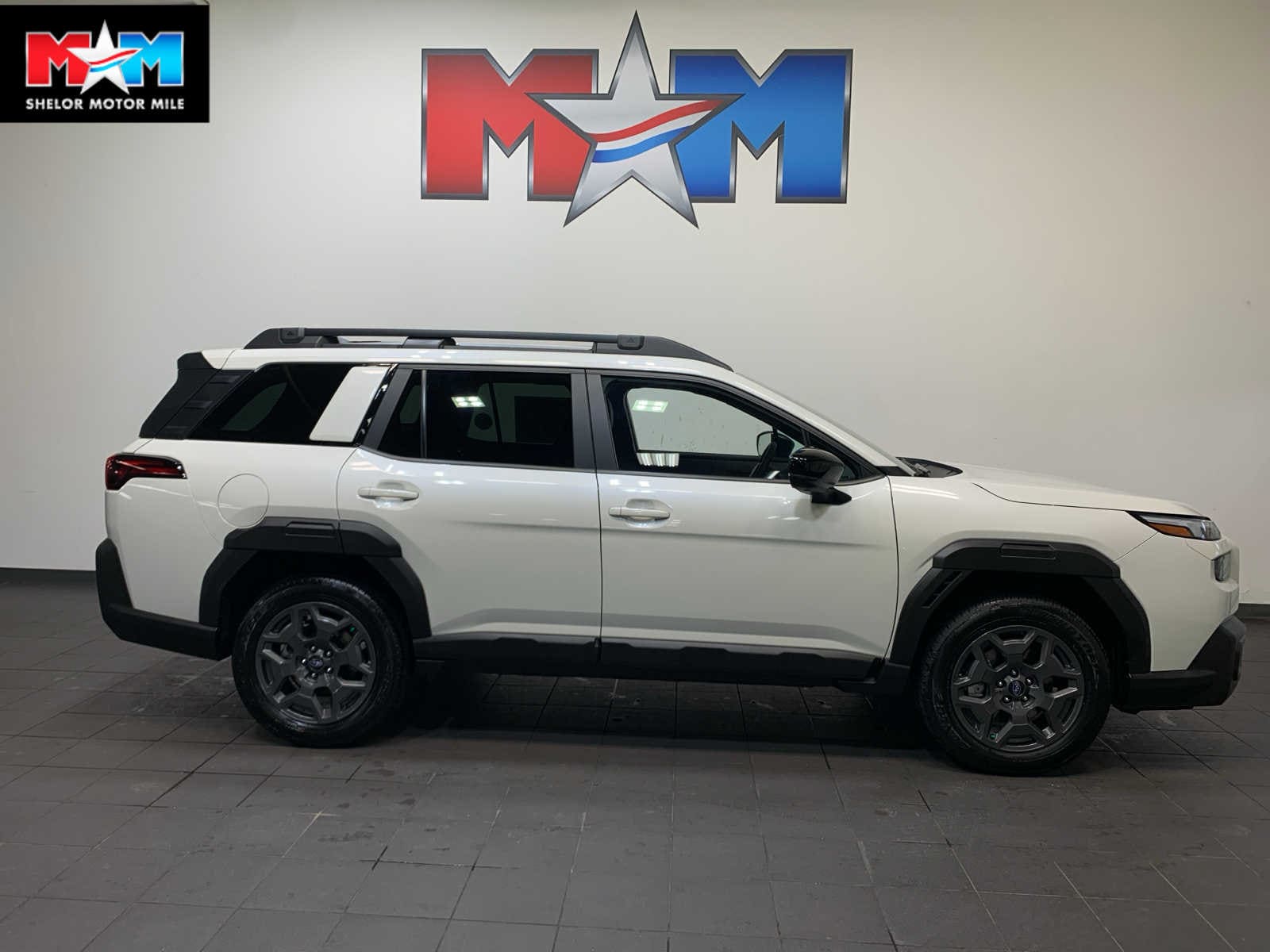 2026 Subaru Outback Premium's photo