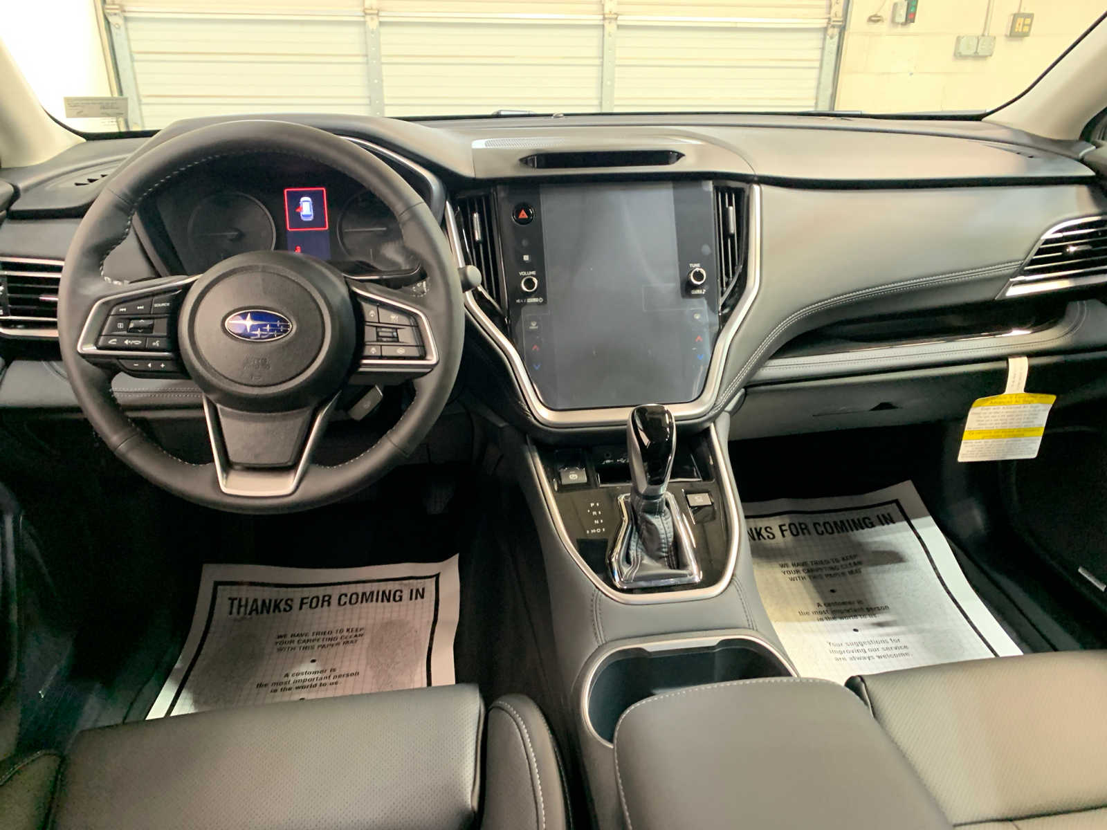 2025 Subaru Outback Touring XT photo 2