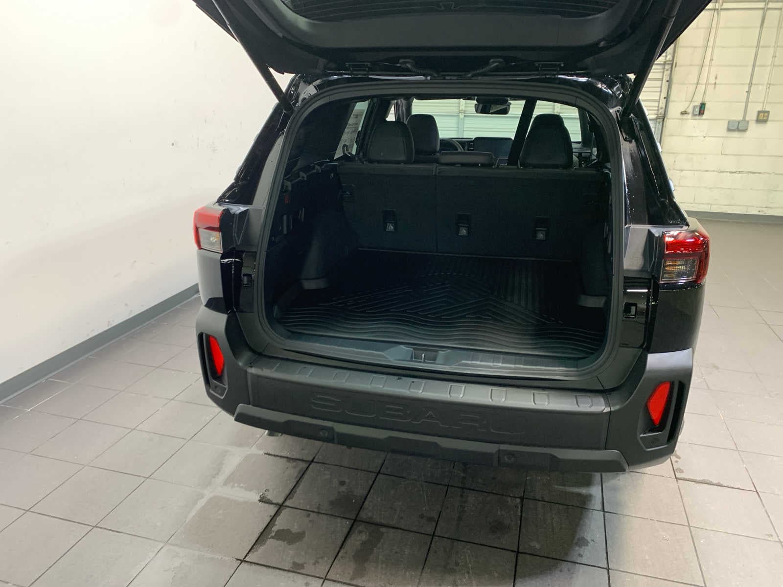 2026 Subaru Outback Limited - Photo 11