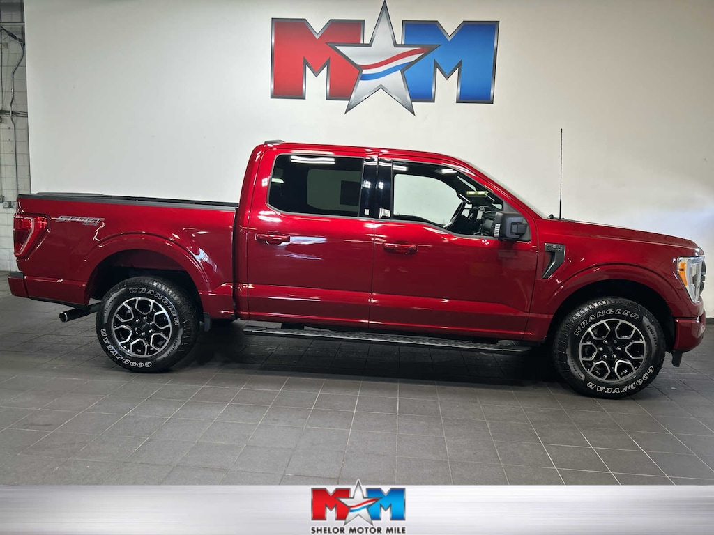 Used 2021 Ford F-150 XLT 4WD Supercrew 5.5 Box 4WD SuperCrew 5.5 Box