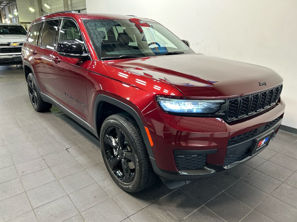 Used 2024 Jeep Grand Cherokee L Altitude X 4x4