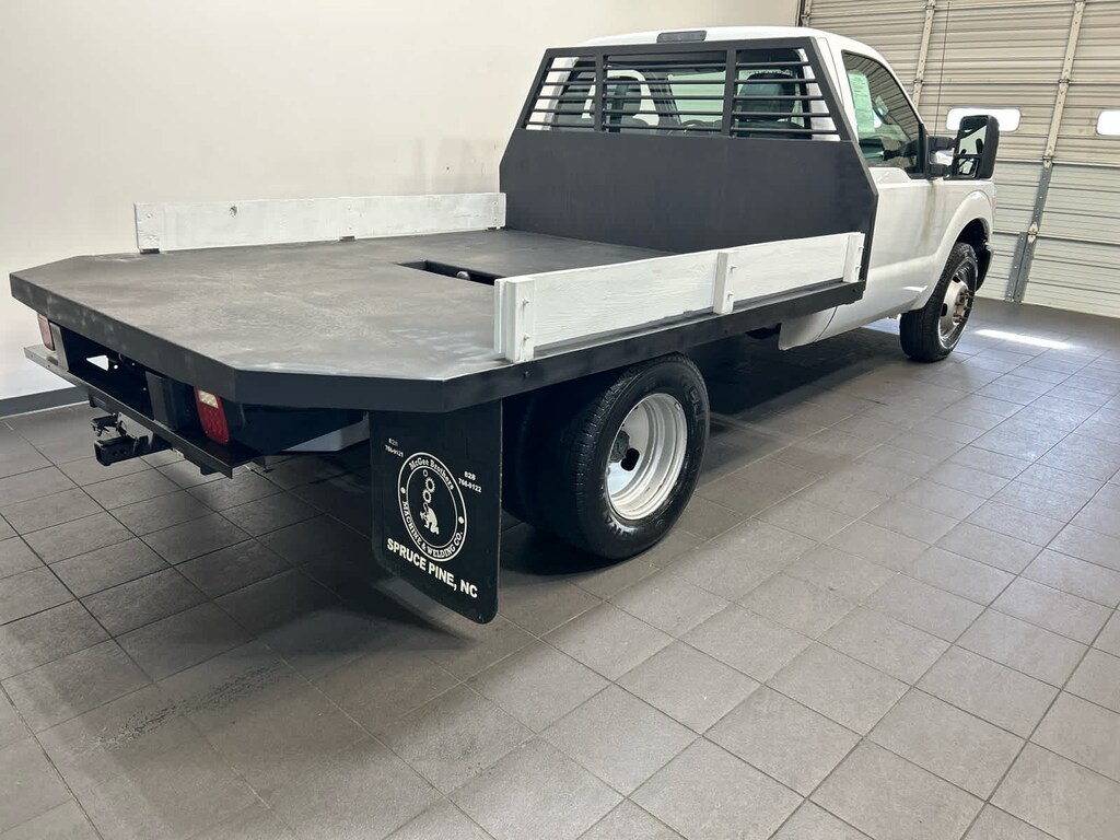 Used 2015 Ford Super Duty F-350 DRW Chassis Cab XL 2WD Reg Cab 141 WB 60 CA 2WD Reg Cab 141 WB 60 CA