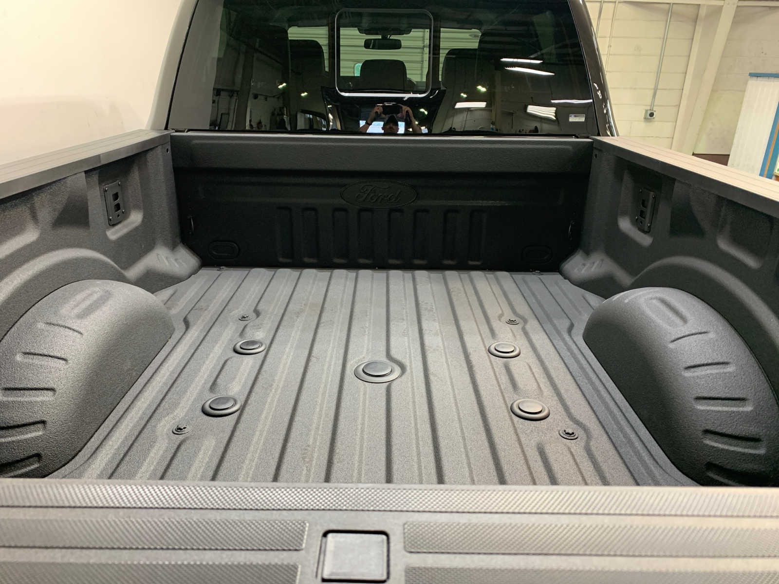 2024 Ford F-250 Lariat Tremor photo 4