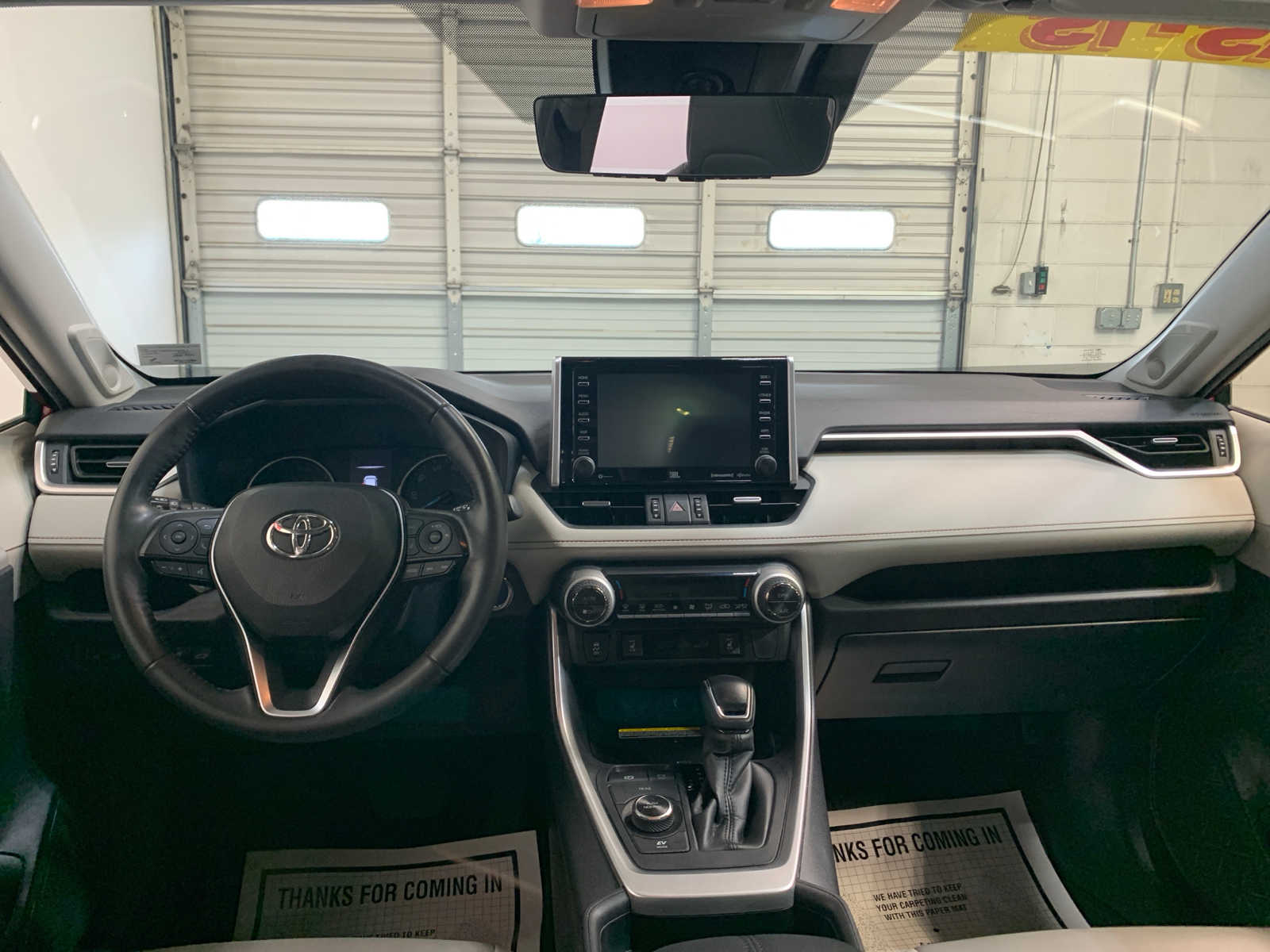 2021 Toyota RAV4 Hybrid XLE Premium photo 4