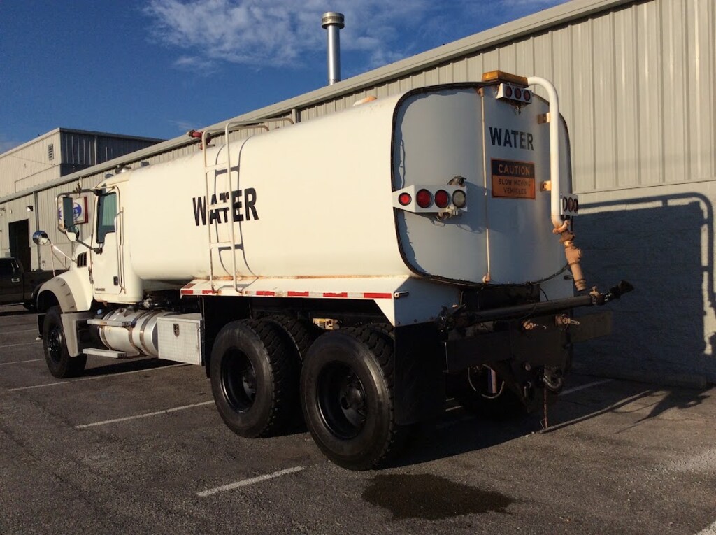 Used 2011 Mack Granite Water Truck