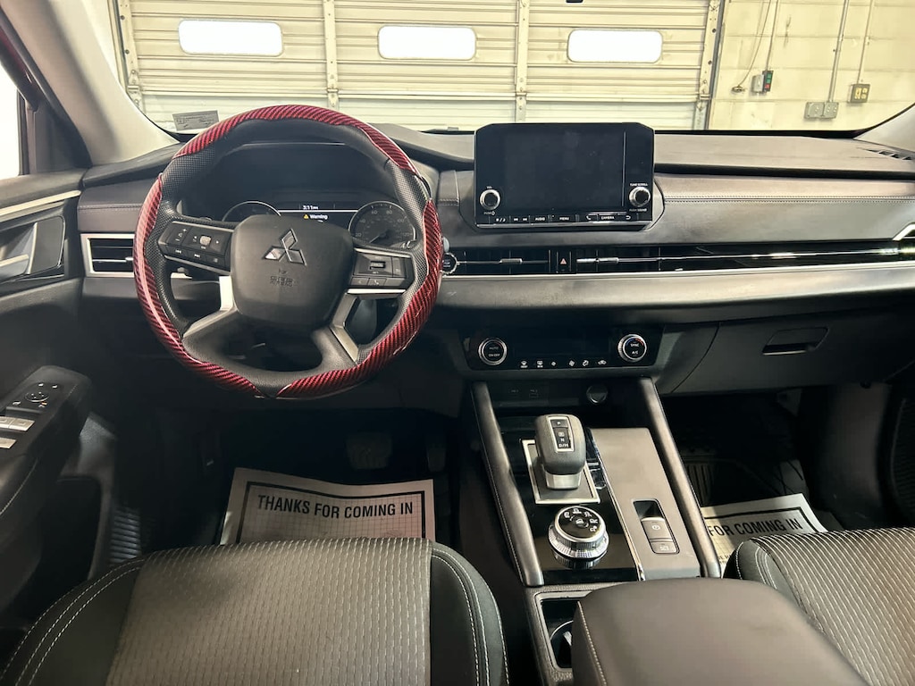 Used 2024 Mitsubishi Outlander ES FWD