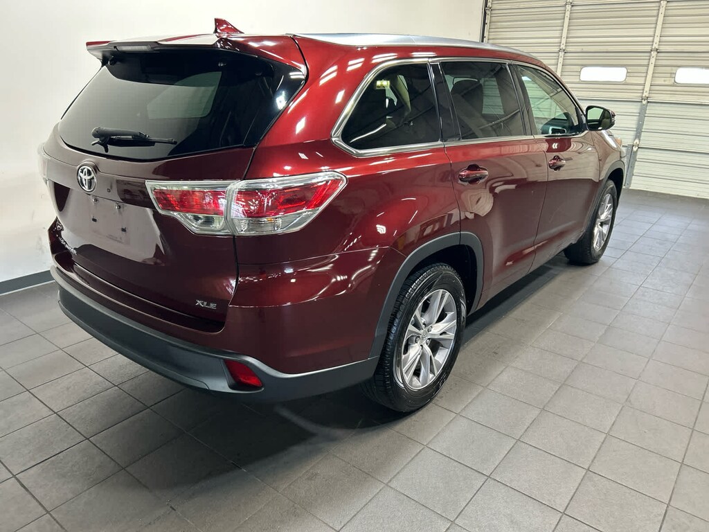 Used 2015 Toyota Highlander XLE FWD V6
