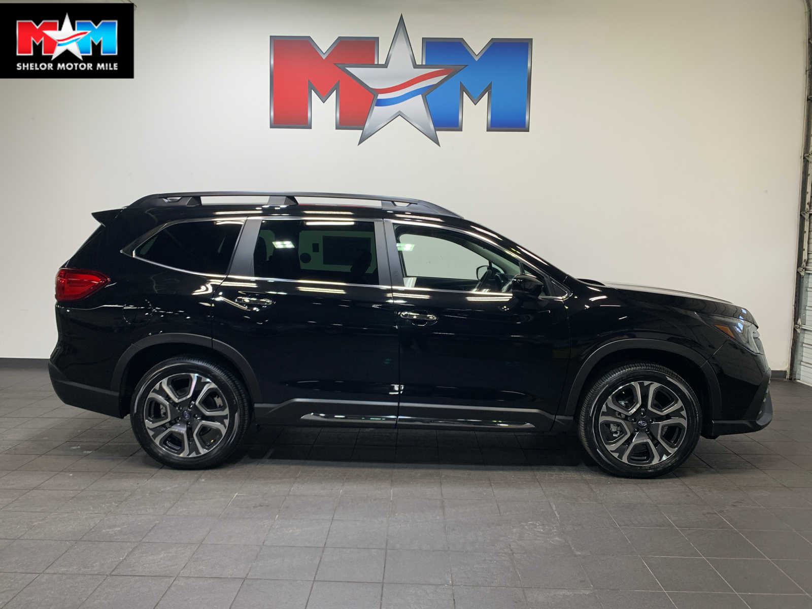 2026 Subaru Ascent Touring's photo