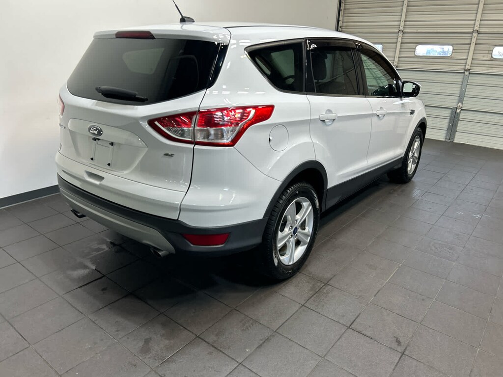 Used 2015 Ford Escape SE FWD