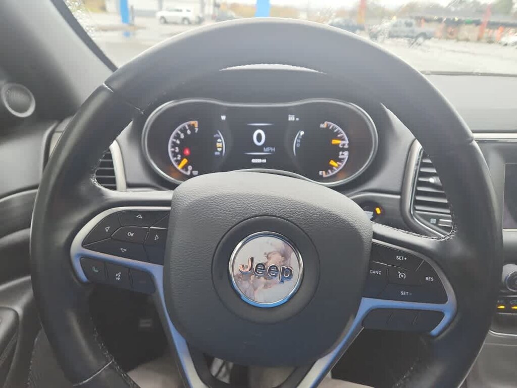 Used 2021 Jeep Grand Cherokee Laredo E 4x4