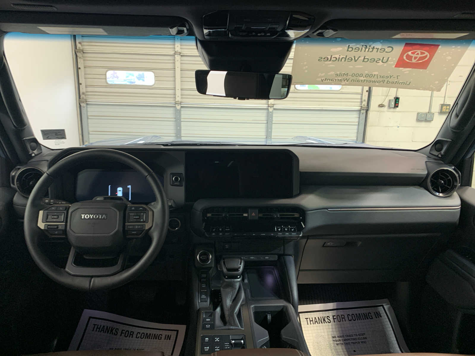 2025 Toyota Land Cruiser Base photo 4