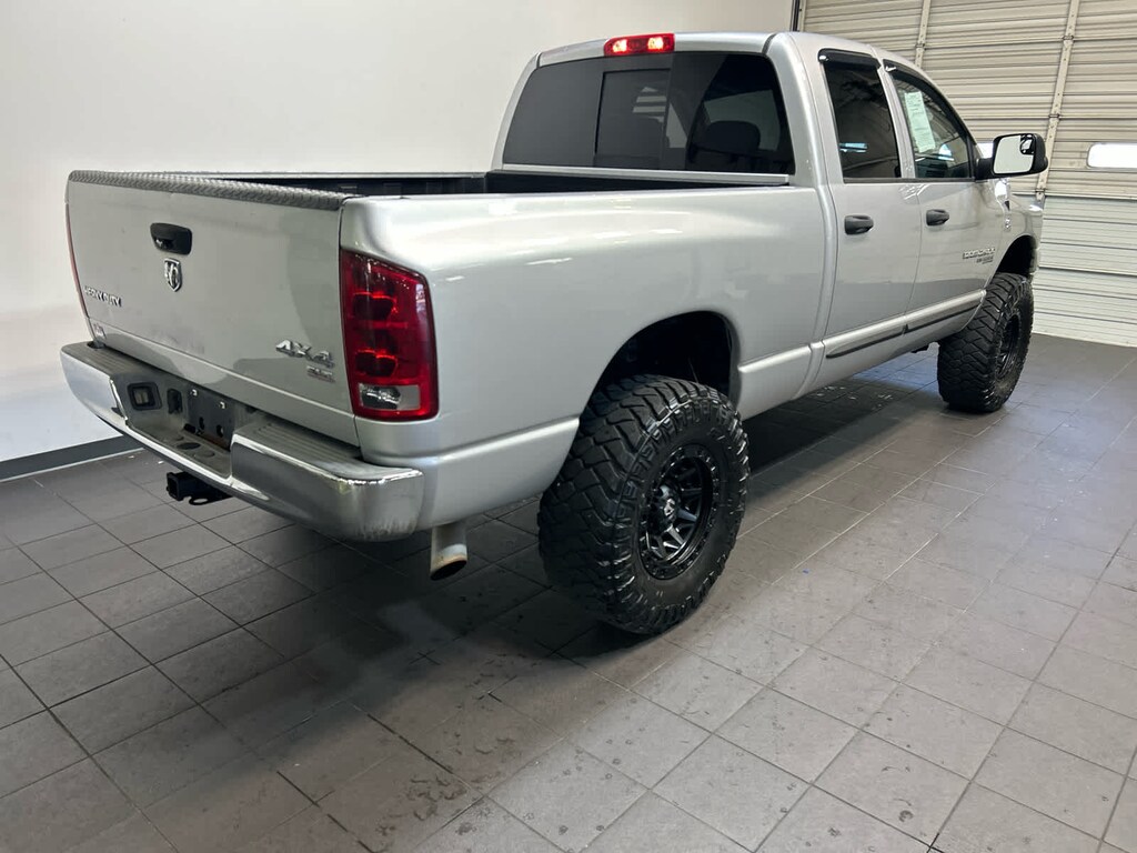 Used 2006 Dodge Ram 2500 SLT 4dr Quad Cab 140.5 4WD Quad Cab 140.5 4WD