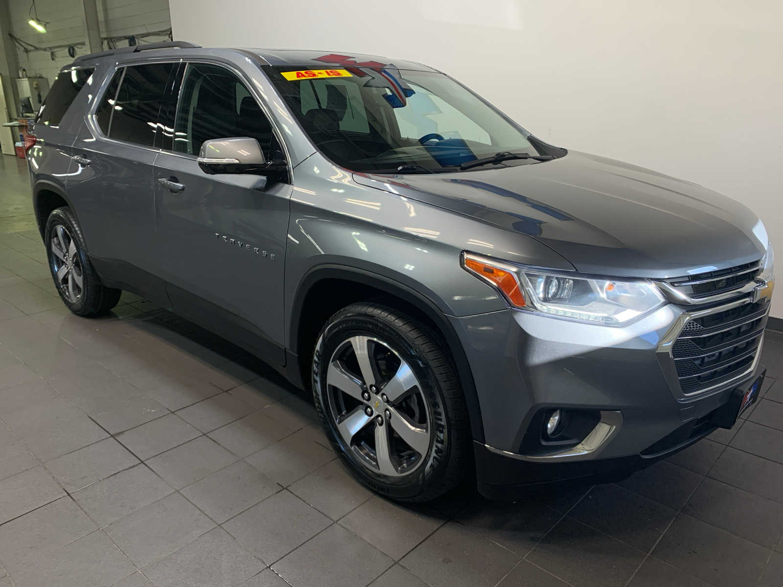 2020 Chevrolet Traverse Leather photo 2