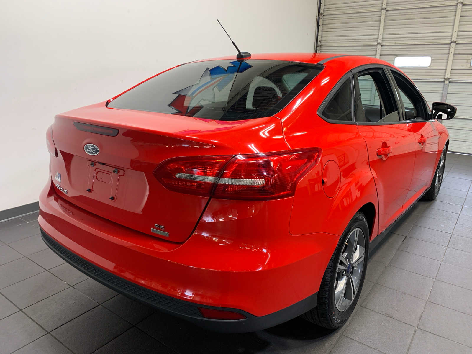 2016 Ford Focus SE photo 3