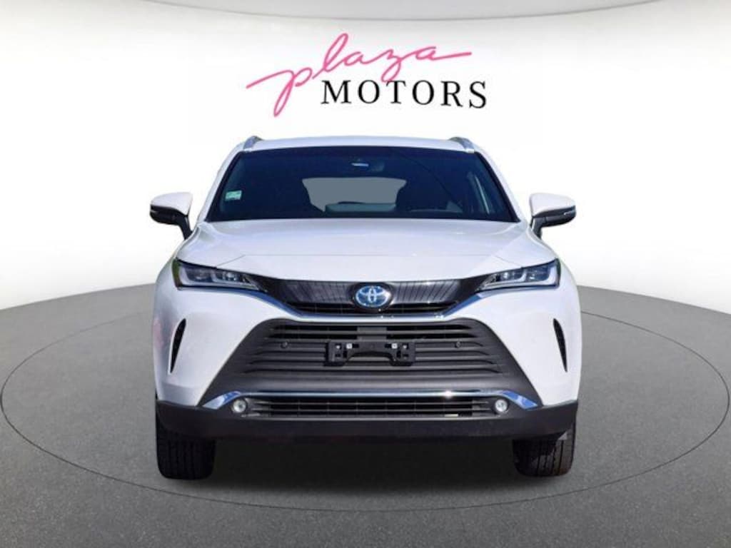Used 2024 Toyota Venza LE SUV
