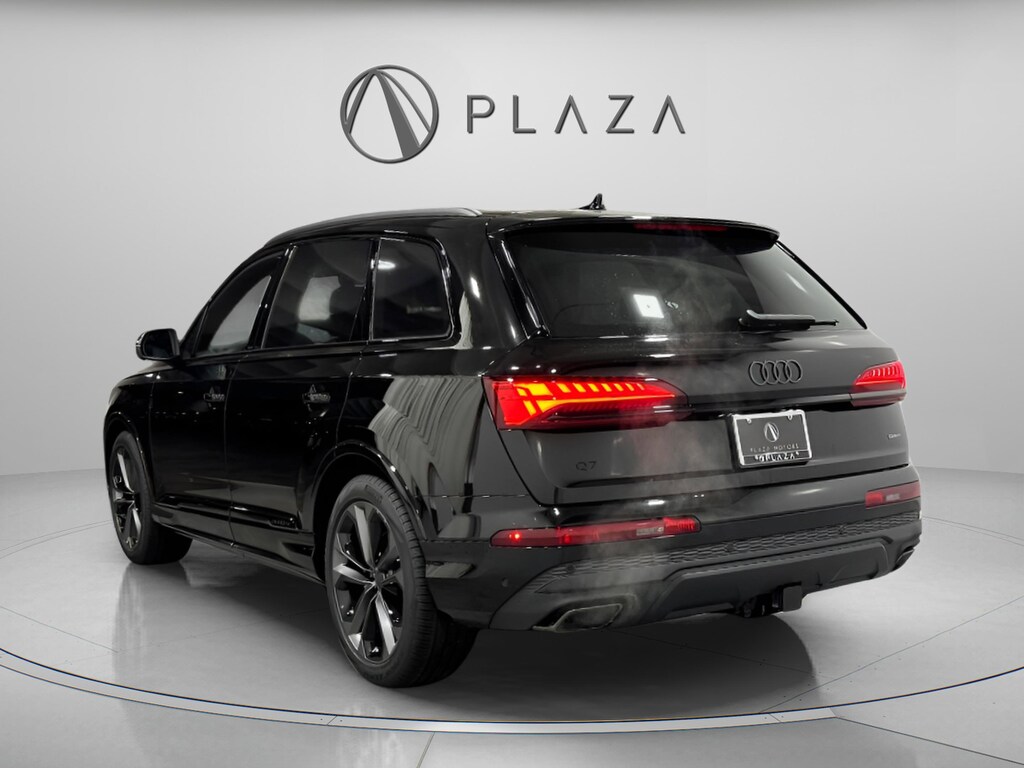 New 2026 Audi Q7 55 Premium SUV