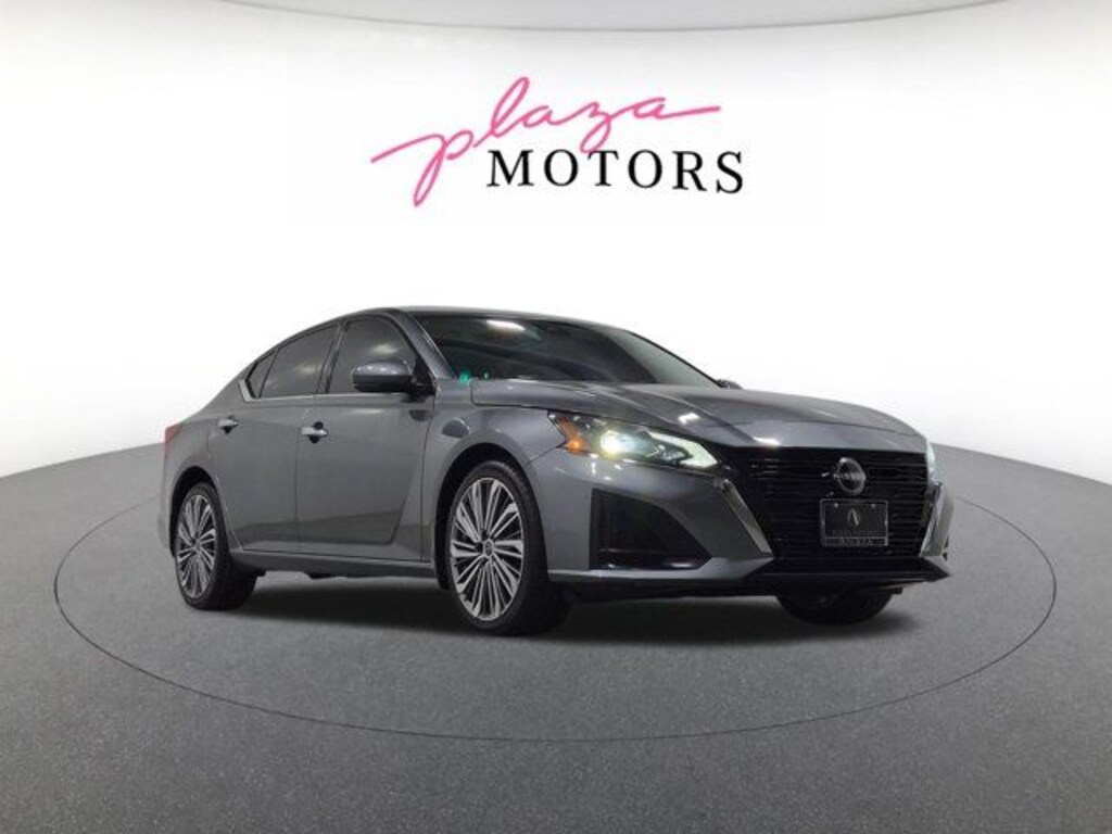 Used 2023 Nissan Altima 2.5 SL Sedan