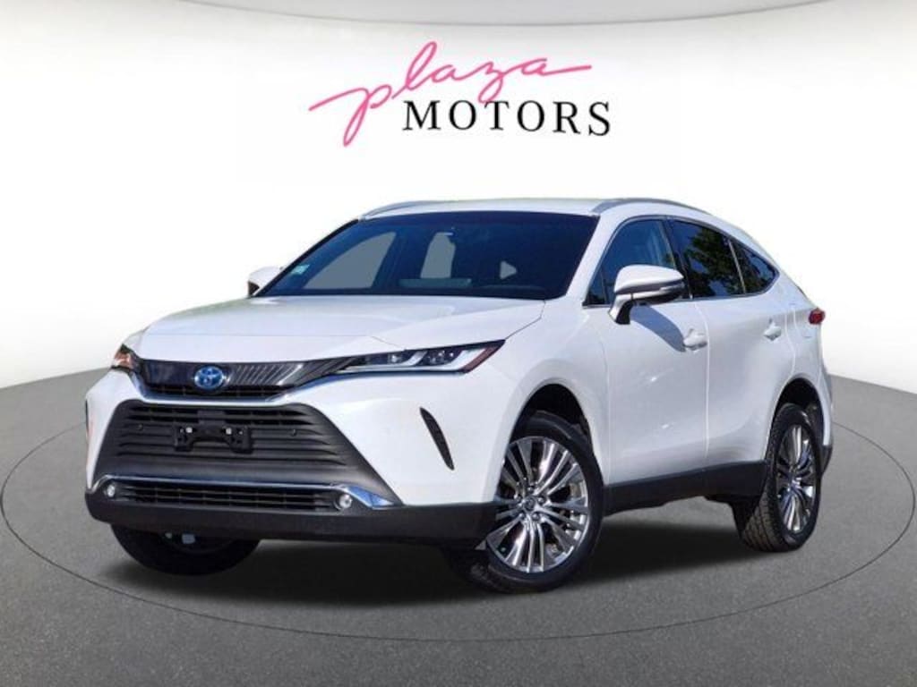 Used 2024 Toyota Venza LE SUV
