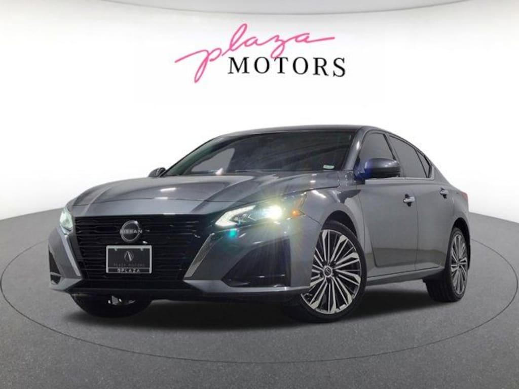 Used 2023 Nissan Altima 2.5 SL Sedan