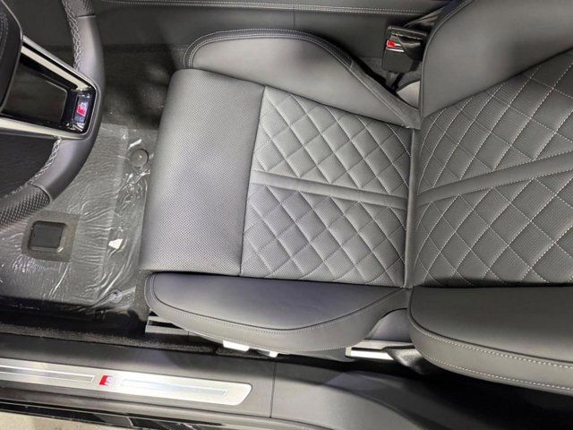 2026 Audi S8 Base - Photo 29