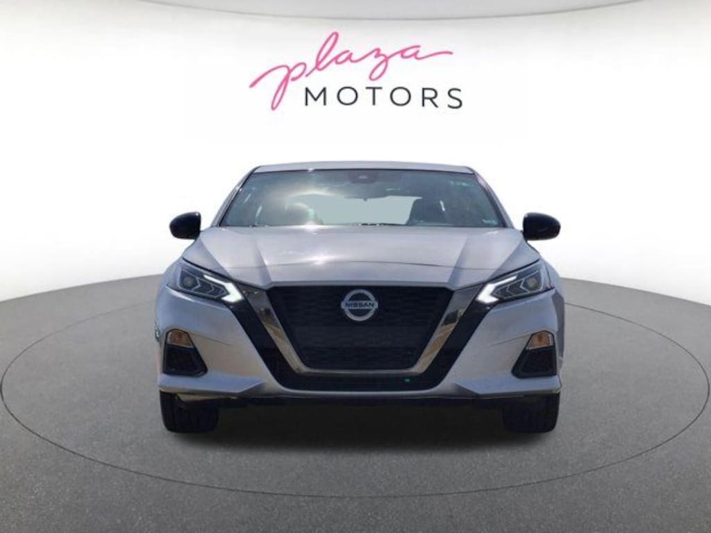 Used 2022 Nissan Altima 2.5 SR Sedan