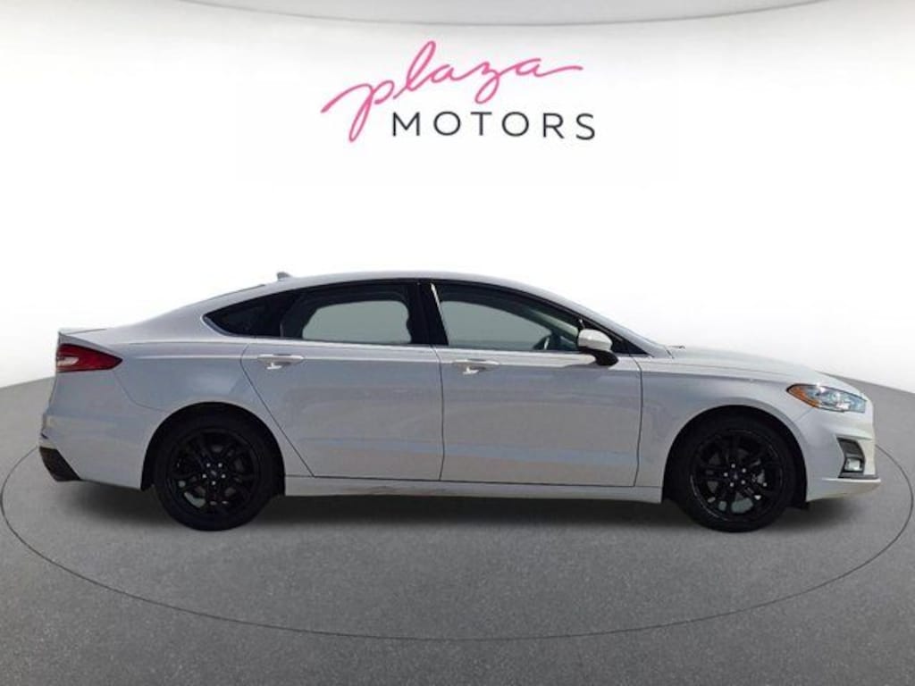 Used 2020 Ford Fusion SE Sedan