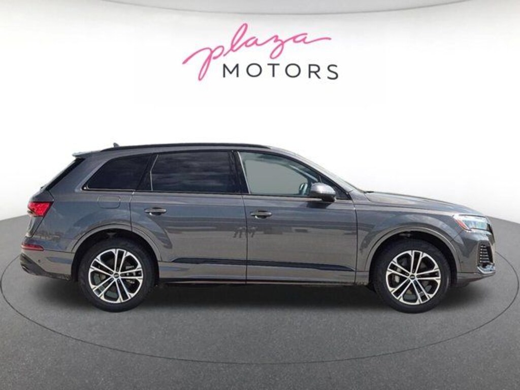 New 2026 Audi Q7 45 Premium SUV