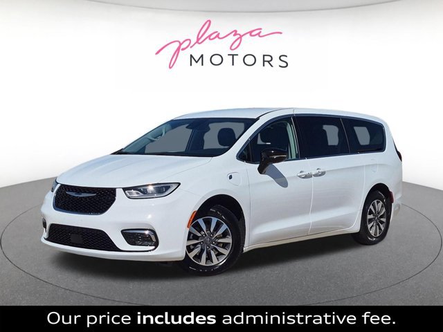 2024 Chrysler Pacifica PHEV Select