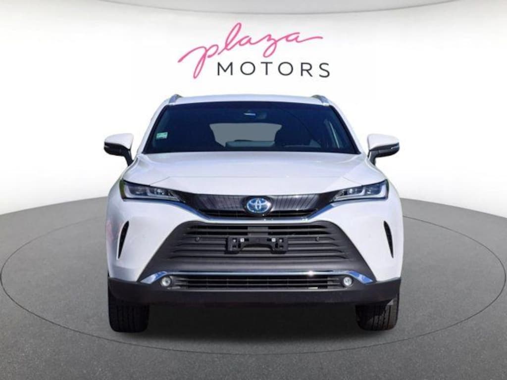 Used 2024 Toyota Venza LE SUV