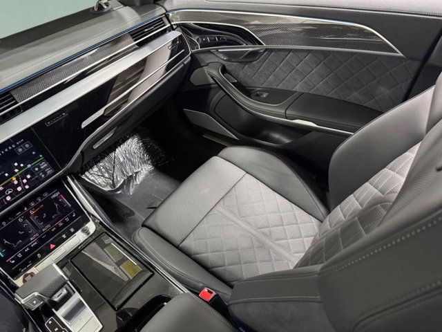 2026 Audi S8 Base - Photo 18