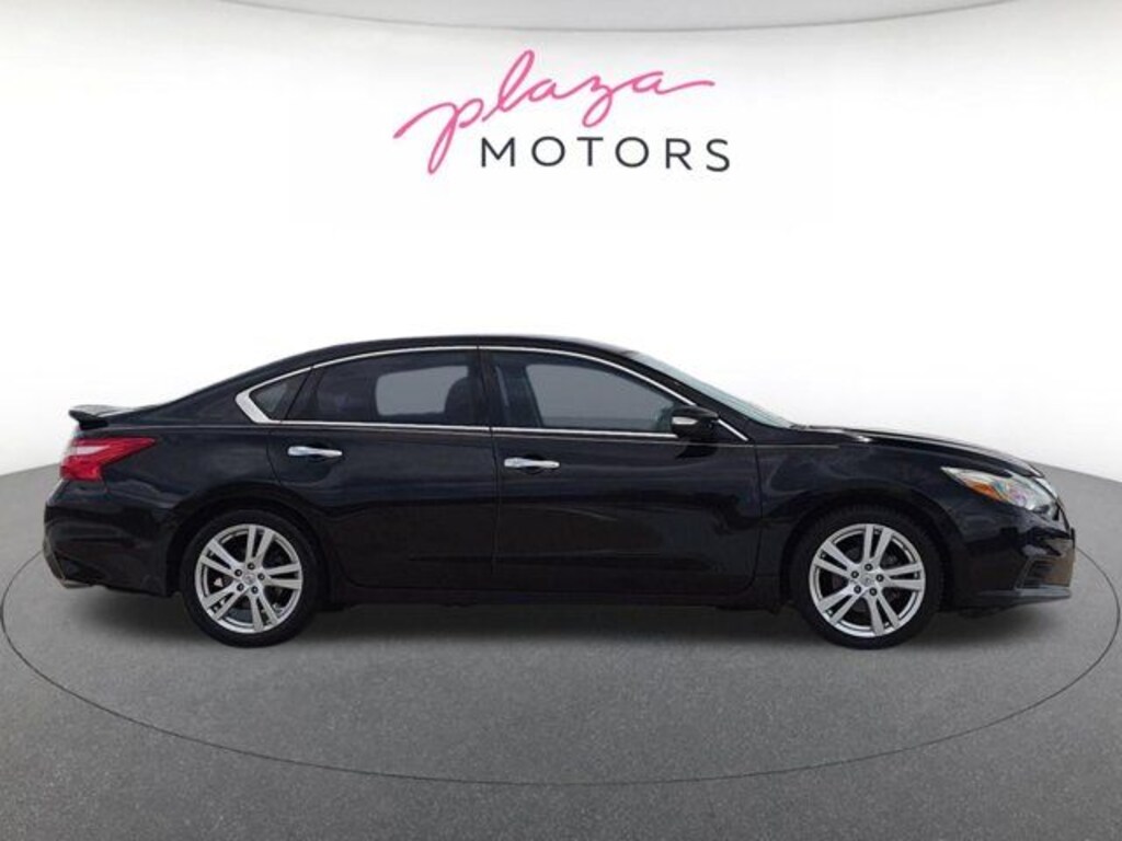 Used 2017 Nissan Altima 3.5 SL Sedan