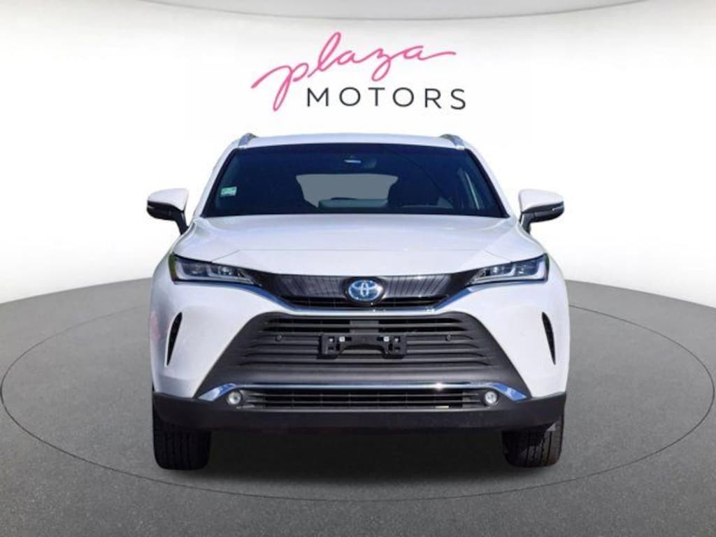 Used 2024 Toyota Venza LE SUV