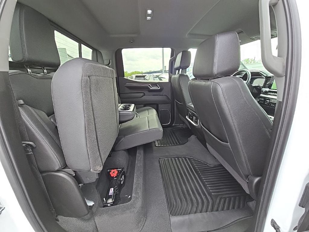 2024 Chevrolet Silverado 1500 LTZ - Photo 42