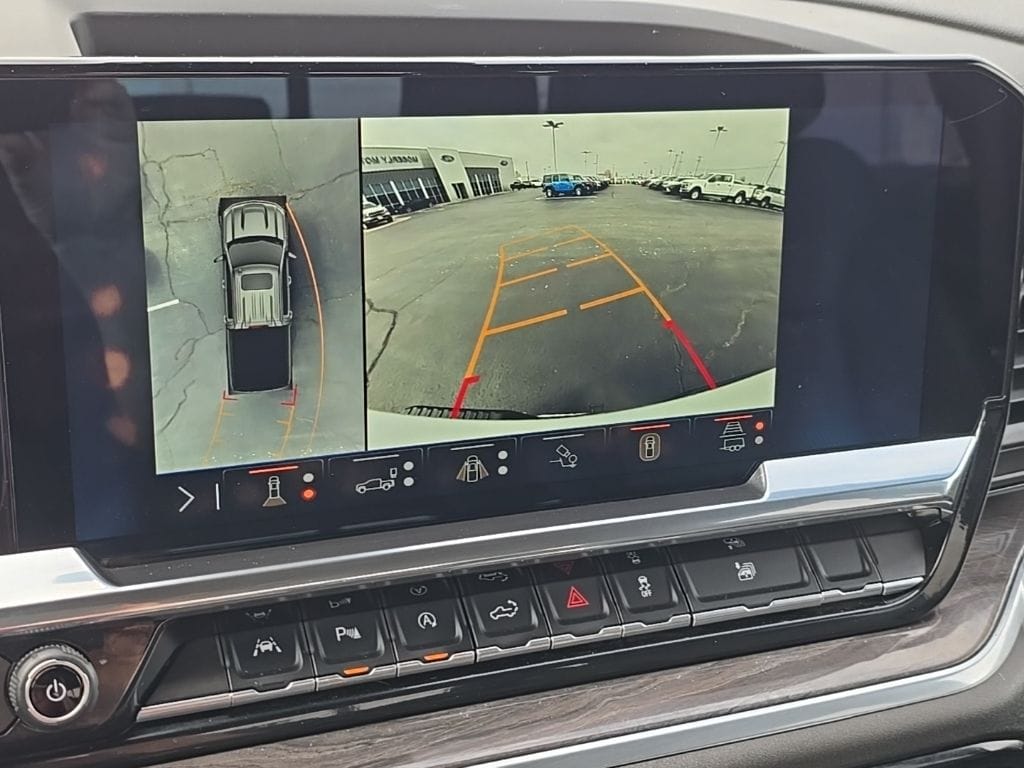 2024 Chevrolet Silverado 1500 LTZ - Photo 4