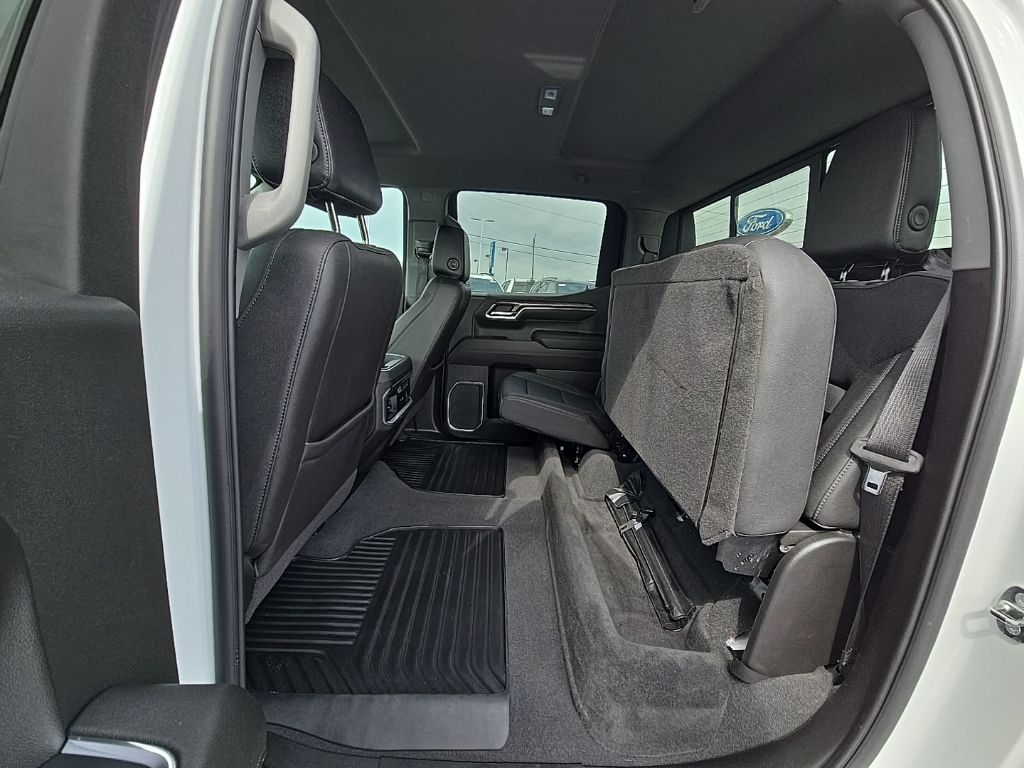 2024 Chevrolet Silverado 1500 LTZ - Photo 38
