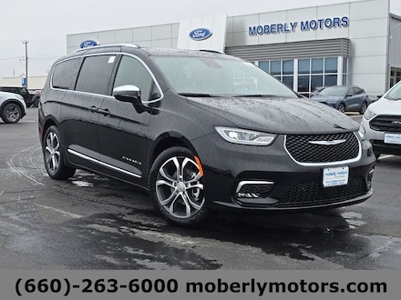 2026 Chrysler Pacifica Pinnacle Passenger Van