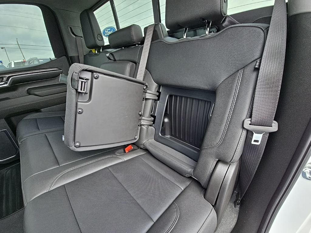 2024 Chevrolet Silverado 1500 LTZ - Photo 39
