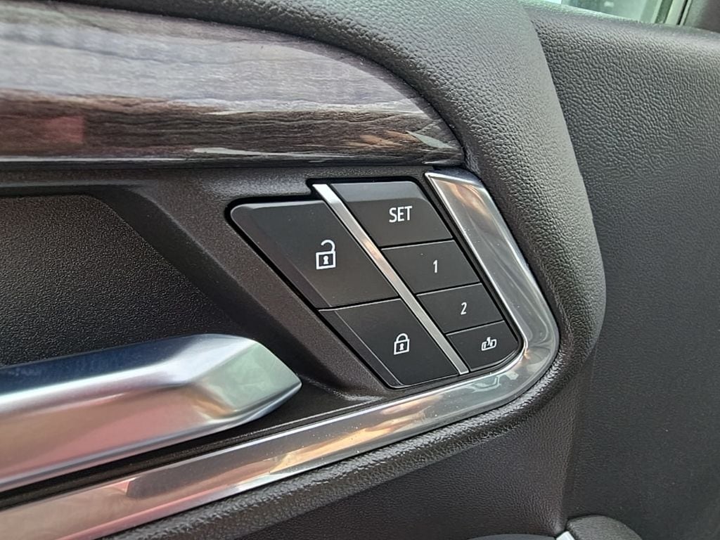 2024 Chevrolet Silverado 1500 LTZ - Photo 9