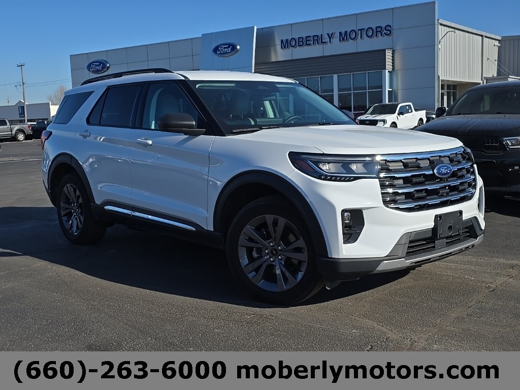 2025 Ford Explorer Active's photo