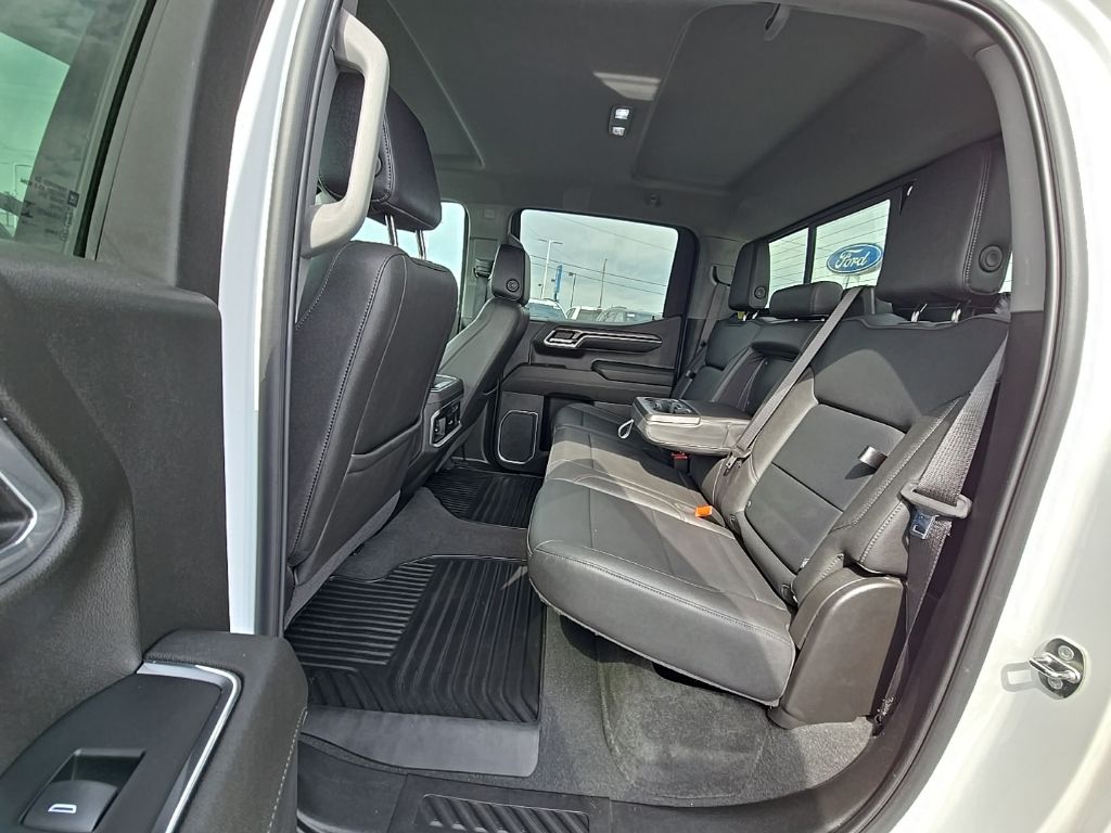 2024 Chevrolet Silverado 1500 LTZ - Photo 37