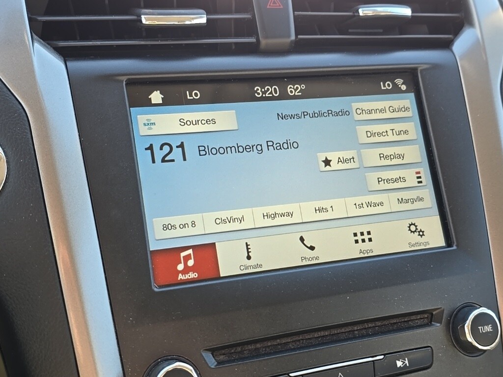 Used 2018 Ford Fusion SE Sedan