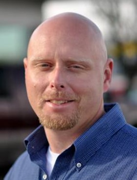 Staff member Greg Walker from ID_ecaebb37b747