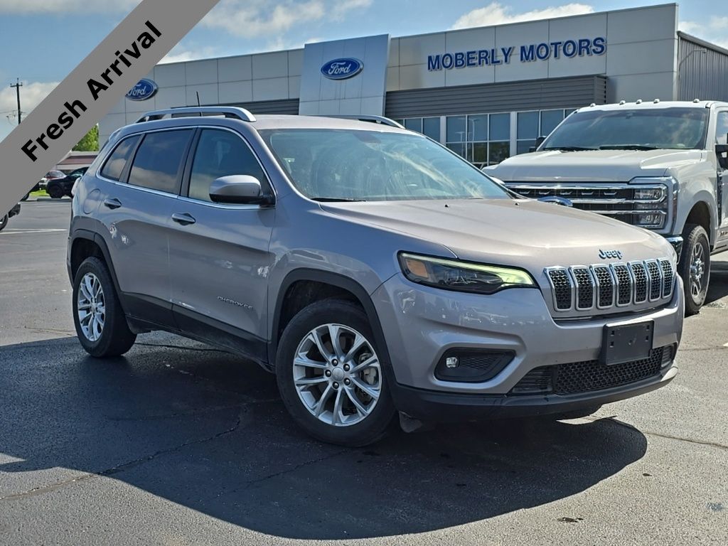 2019 Jeep Cherokee Latitude's photo