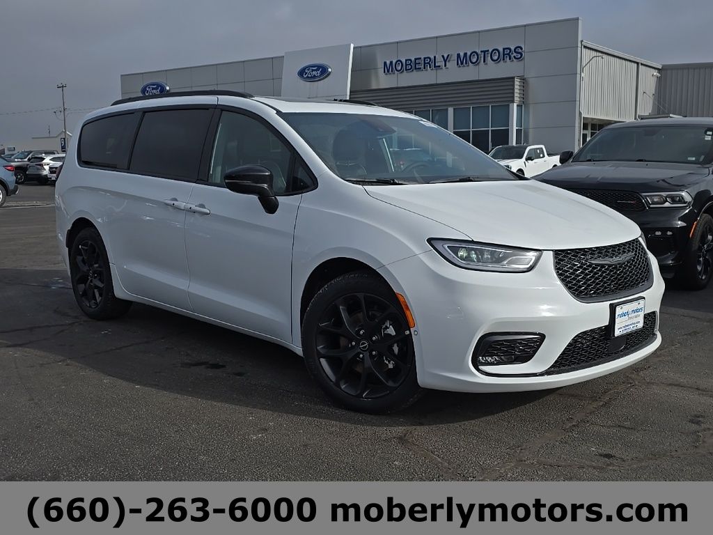 2026 Chrysler Pacifica Limited