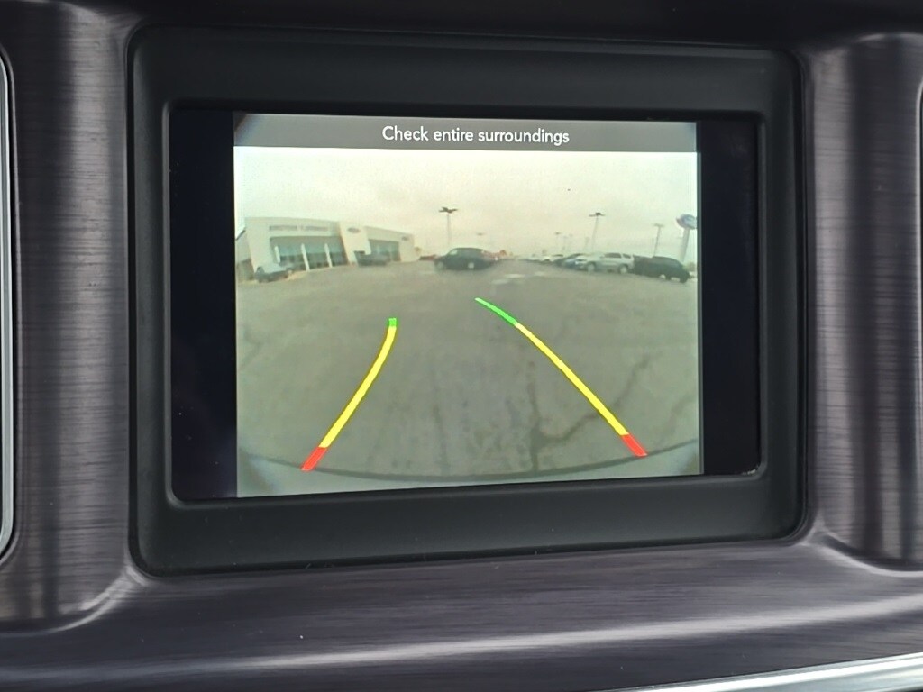 Used 2018 Dodge Charger SXT Sedan